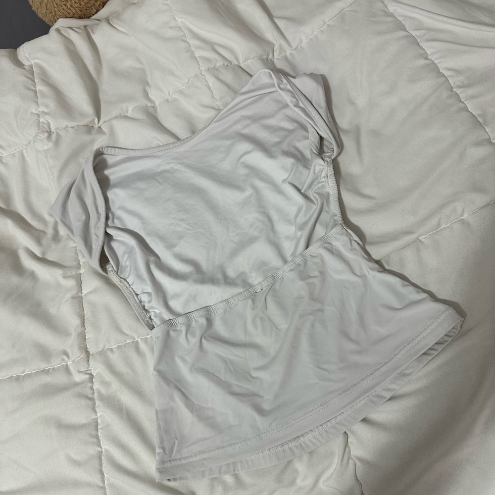 White Short Sleeve Top Backless